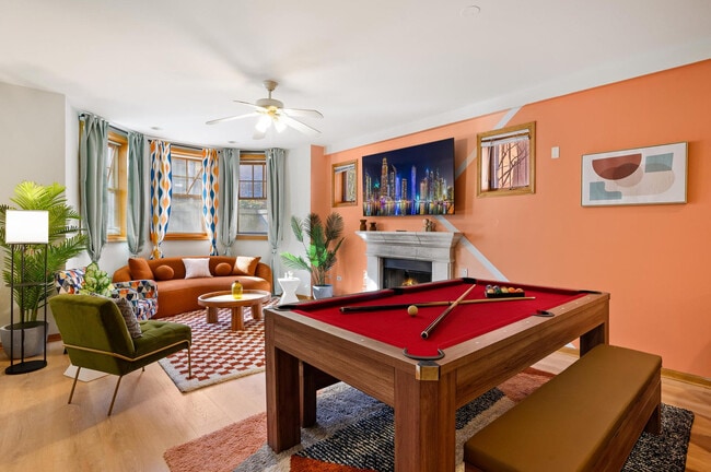 2042 W Pierce Ave Unit SI ID1026695P
