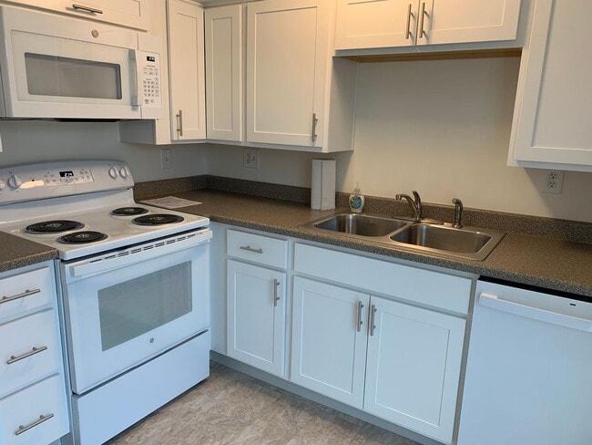 Photo - 10458 W 8th Ave Unit 01