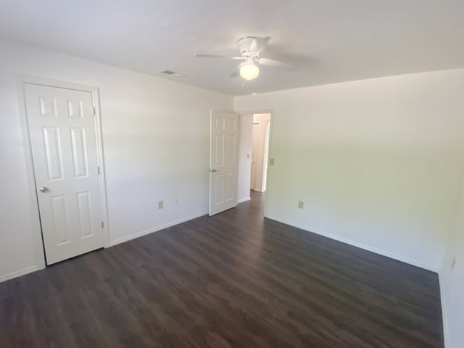 Photo - 3906 SW 26th Terrace Unit D