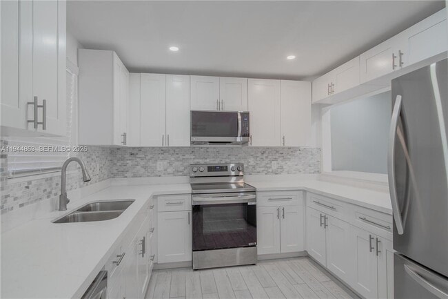 Photo - 2830 Riverside Dr Unit 201-3