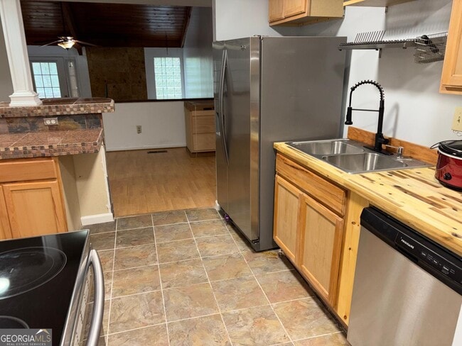 Photo - 2577 Terrace Trail