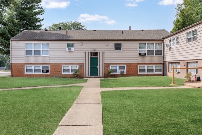 Premier Garden Apartments