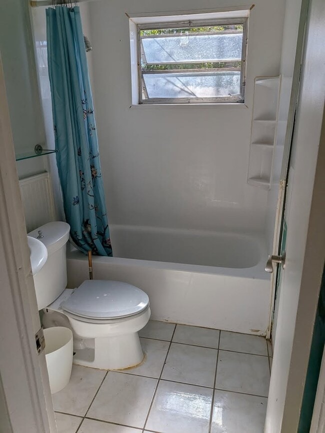 Photo - 4180 NW 11th Ave
