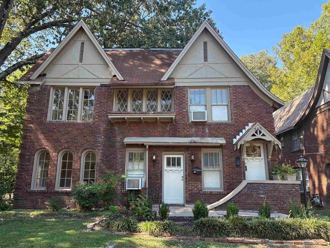 Photo - 343 N McLean Blvd