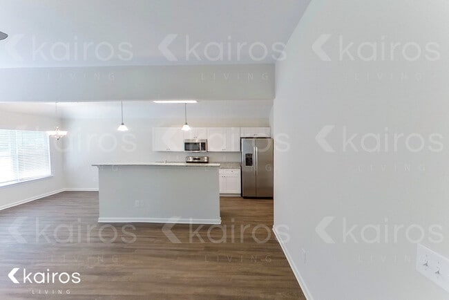 Photo - 421 McGriff St