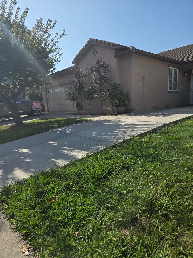 Photo - 3929 Anastasia Ln