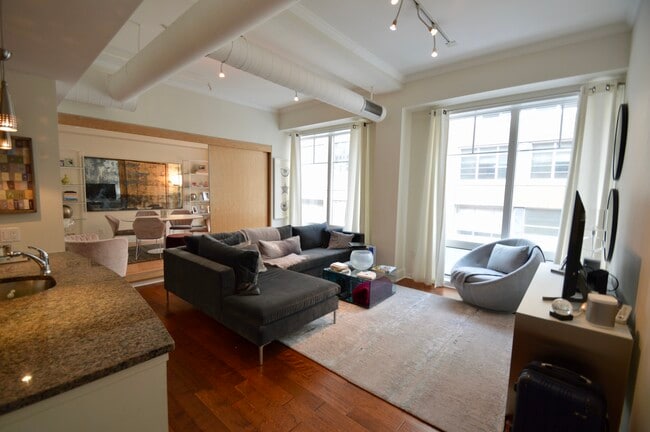 Photo - 139 E Berkeley St Unit 203