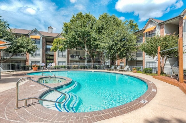 Crystal Falls Apartments