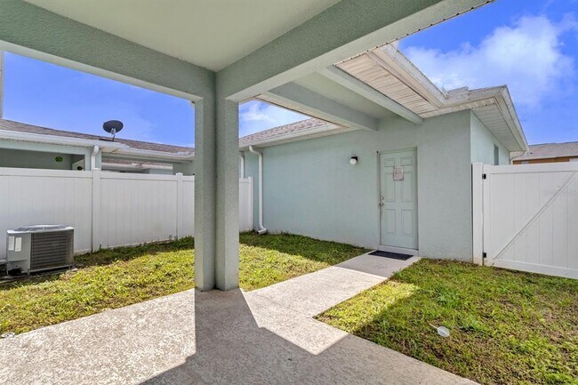 Photo - 1578 Softshell St