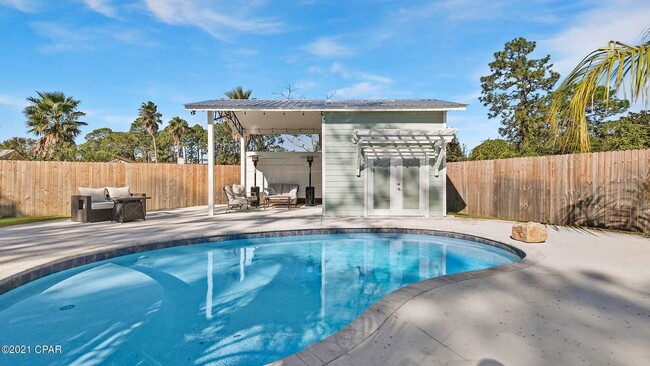 Photo - 2916 Laurie Ave