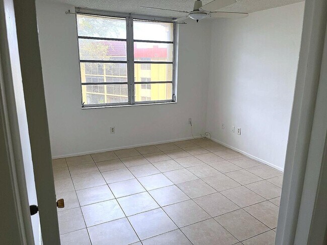 Photo - 3490 Foxcroft Rd Unit B317