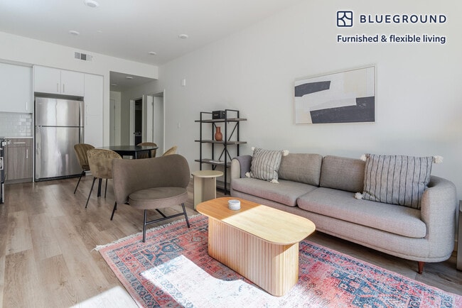 Photo - 22271 Foothill Blvd Unidad SI FL4-ID1702