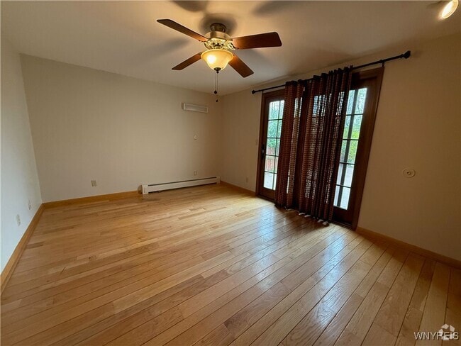 Building Photo - 437 Springville Ave Rental