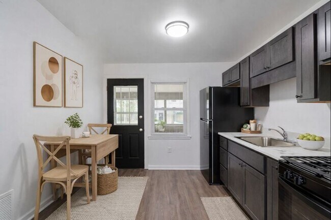 1 Midland Heights Circle