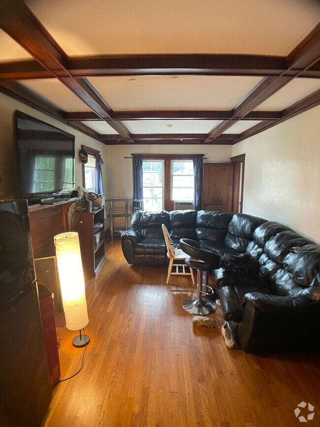 Building Photo - 163 Allston St Unit 2 Rental