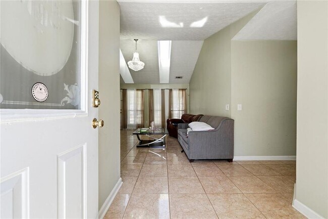 Photo - 2833 Loral Pines Dr NW