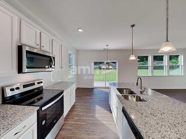 Photo - 5070 Hudson Vly Dr