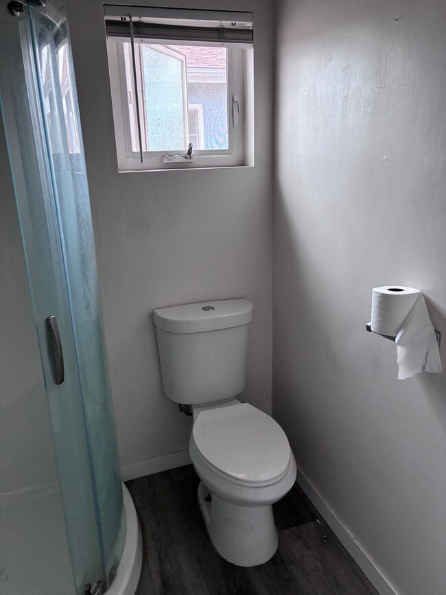 Photo - 1004 Amalia Ave