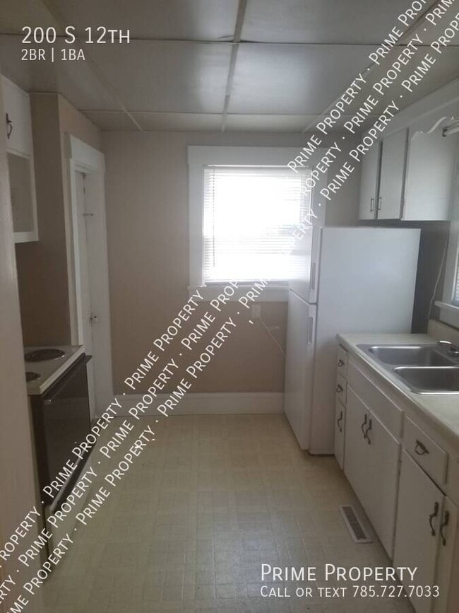 Photo - 200 S 12th St