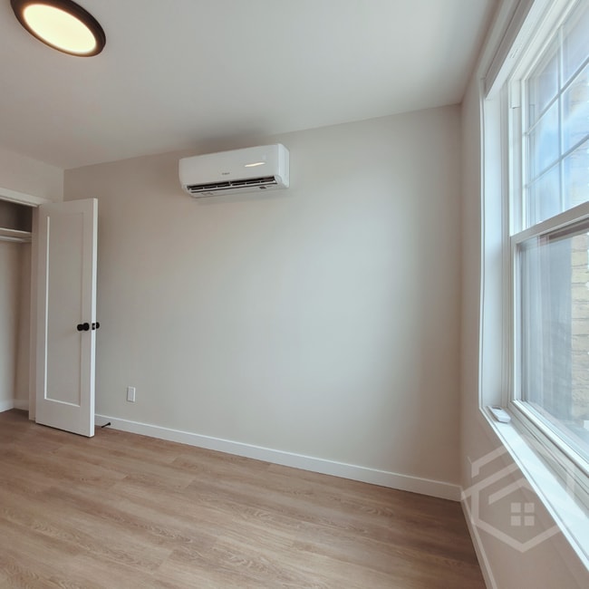 Photo - 12 Harvey St Unit 1