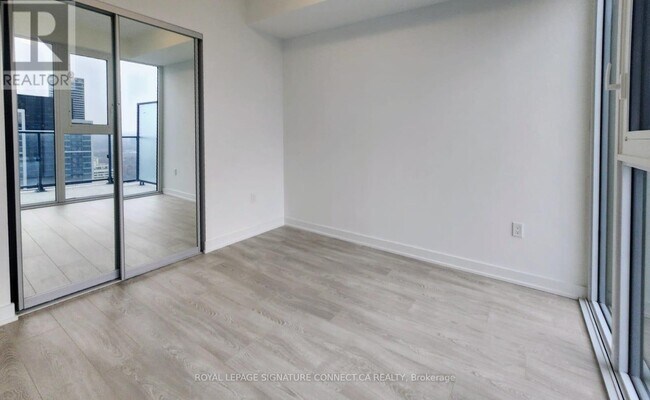 Photo - 634 Church St Unit 4106