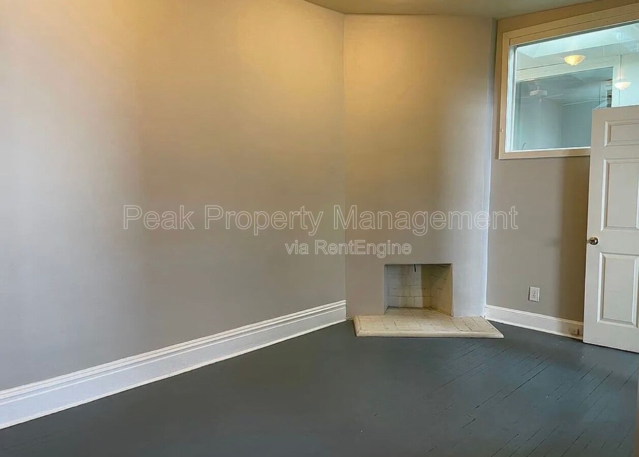 Photo - 216 N 32nd St Unidad B