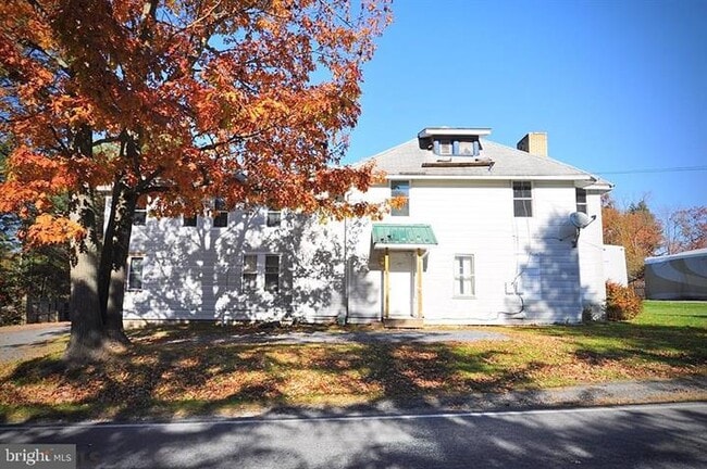 Photo - 2742 Old Erie Pike Unidad 1