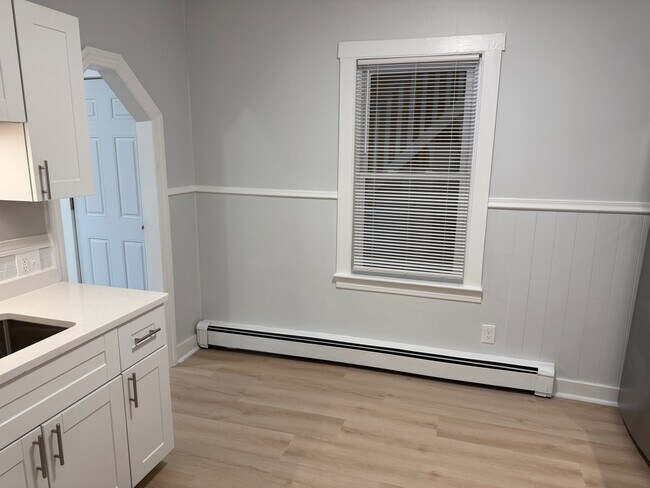 Photo - 5 Free St Unit 1