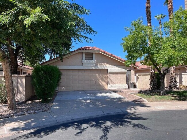 Building Photo - MOVE IN SPECIALS!! Lovely 3BD-2BA Gilbert ... Rental
