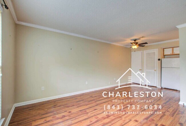 Photo - 2494 Etiwan Ave