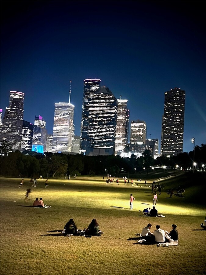 Photo - 5353 Memorial Dr Unit 2069