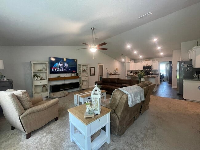 Photo - 6109 Buckshot Dr