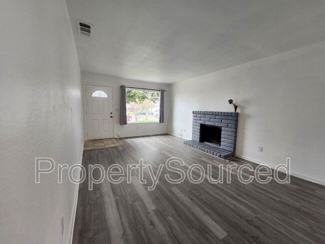 Photo - 1942 Hickock Ct