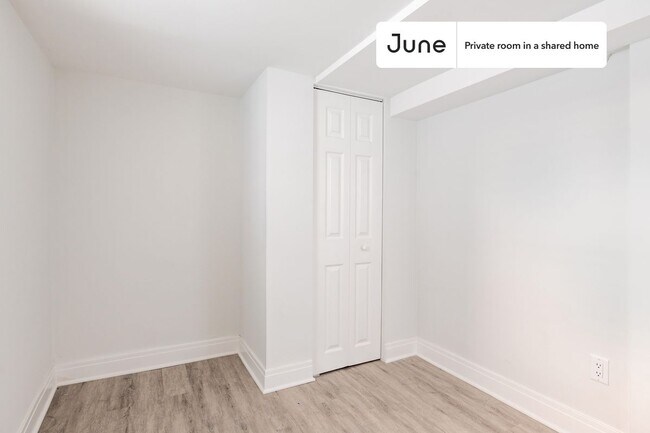 Photo - Room in Shared 4 bed/2 bath home Unidad A