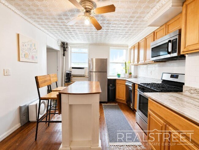 Photo - Huge Floor-Through 1 Bedroom with Private Backyard Unit 1