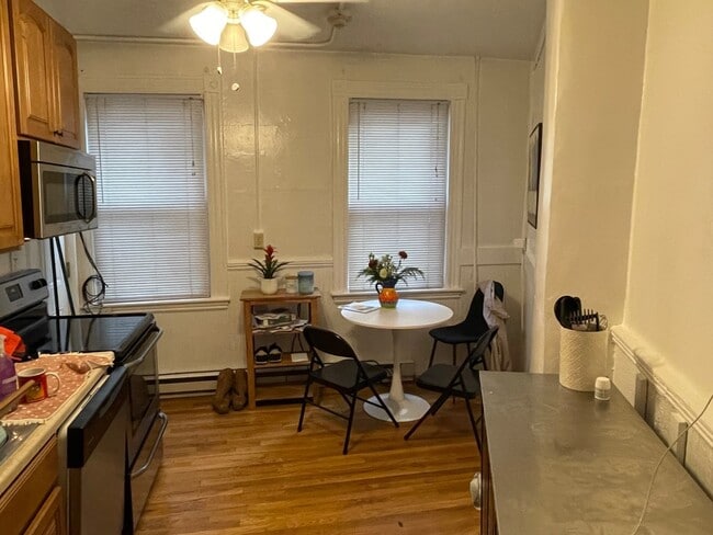 Photo - 16 Charter St Unit 3R