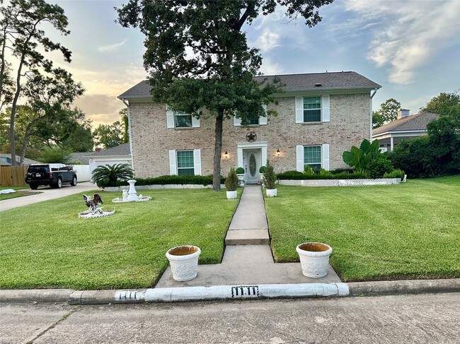 Building Photo - 1111 Doral Ln Rental