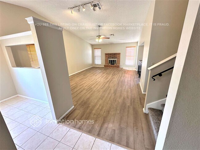 Photo - 1615 W Curry Dr