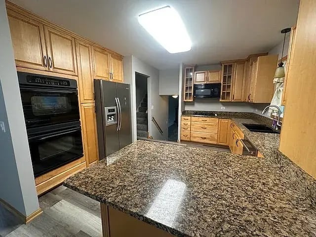 590 Alice Pl