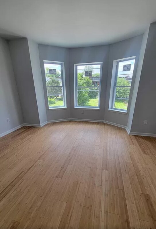 Photo - 1129 Poplar Grove St