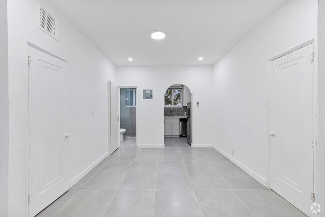 1BR, 1BA - 900 Pennsylvania Ave