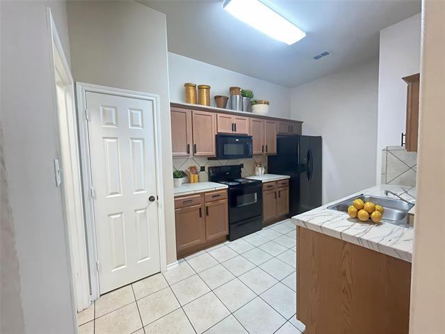 Photo - 2412 Ravenwood Ct