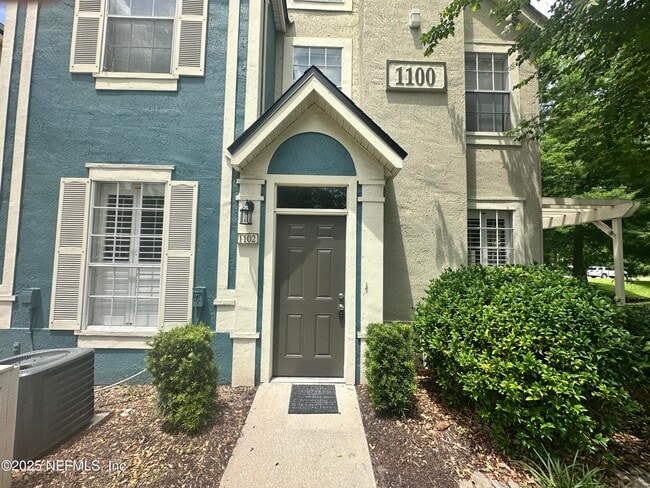 Photo - 13700 Richmond Park Dr N Condo Unit 1102