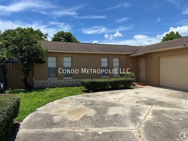 Building Photo - 2584 Troubador St Rental