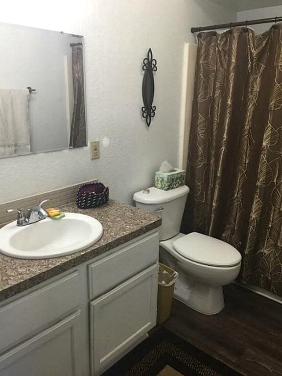 Photo - 2402 Sycamore Ave Unidad B3