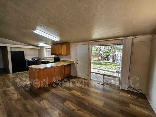 Photo - 1919 S Orchard St