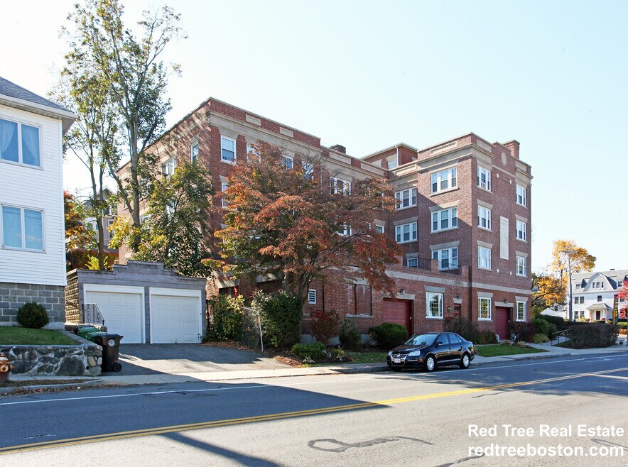Photo - 550 Belmont St Unidad 1 Rental