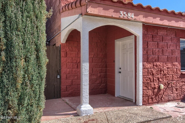 Building Photo - 3584 Waterspring Way Rental