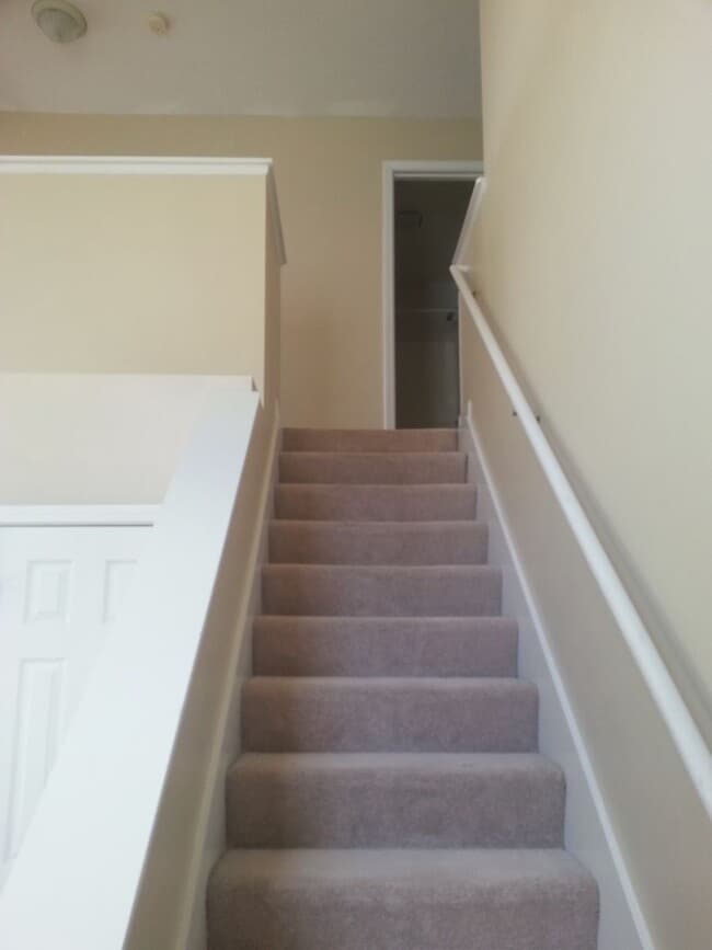 Photo - 3-bed home available in Savoy!