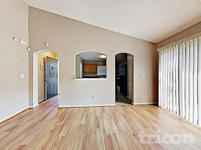 Photo - 4303 Hanging Moss Dr House